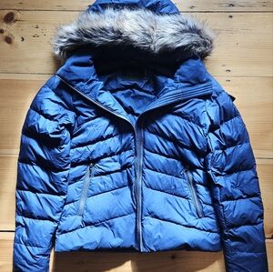 Marmot Women's Blue Down Puffer Jacket with Faux Fur Collar